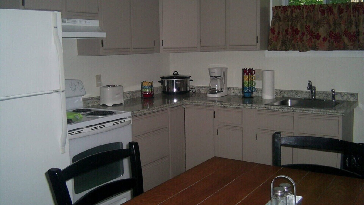Killington Cabin | Killington/Mendon CLEAN, 2 bedroom cabin