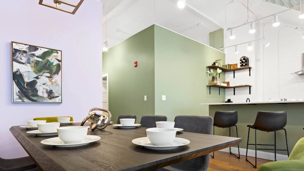 Shelby Park Apartment | KING ADA Sleep8 4Beds 2BA Swepson Escape 101