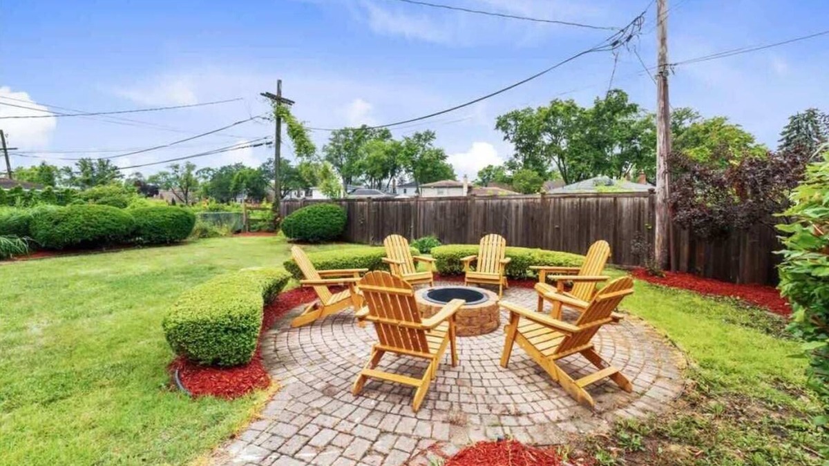 Forestview House | King Bed, Game Room & Fire Pit | LCP Collection