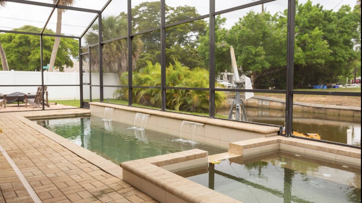 Siesta Key Village House | King Bed Private Home Walk to Beach & Village Heated Pool & Spa No Steps