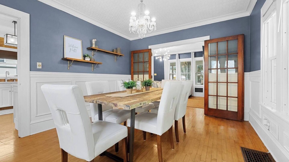 Appleton House | King Bed, Quiet Area, Central Location