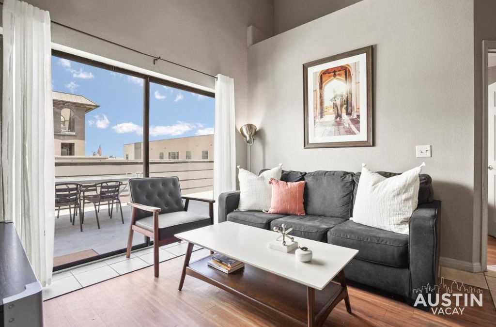 West Campus Apartment | King Beds and Patio Dining in ATX West Campus Gem