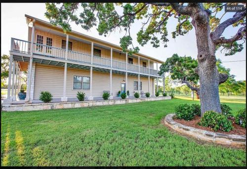 Fredericksburg House | King Beds Game Room On 290 Large Estate Kitchen