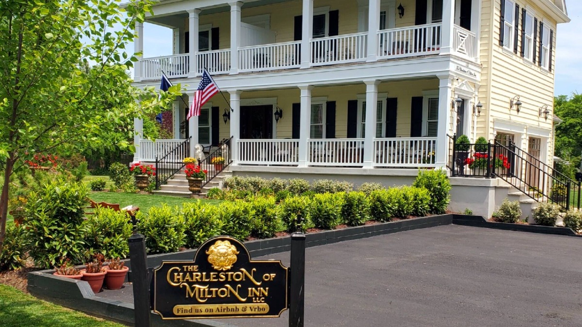 Milton House | King Charles Suite, Bed & Breakfast, No added fees or cleaning charges.