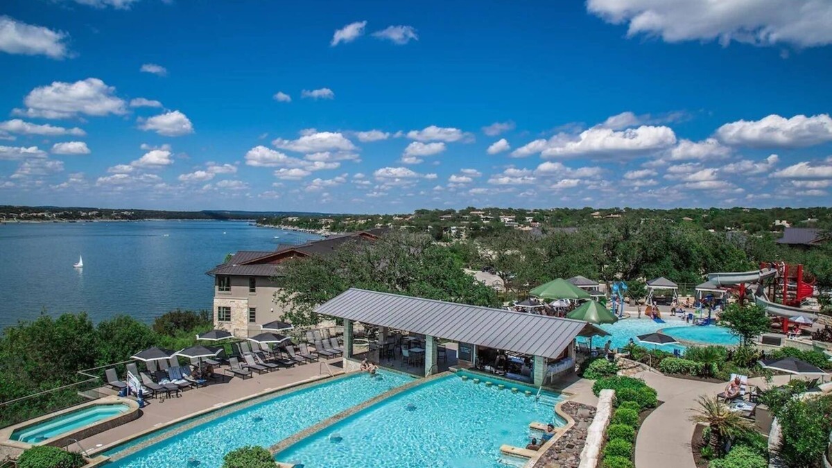 Lakeway Hotel | King Lakeview at Lakeway Resort & Spa, Pool, Pets Allowed!