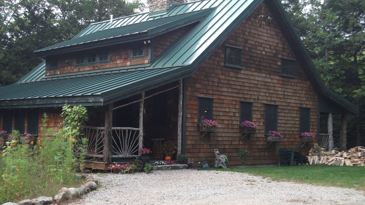 Eaton Cabin | King Pine Ski and Purity Spring Resorts (1) mile South. N.Conway 15 mins. North