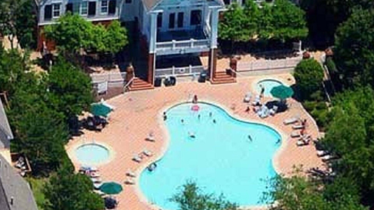 Lackey Condo | King's Creek Resort. Next to Water Country. Minutes to Busch Gardens. 2BR/2BA