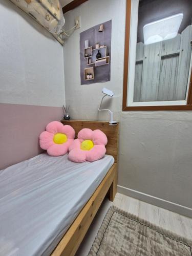 Chunghung Hostel | king's house