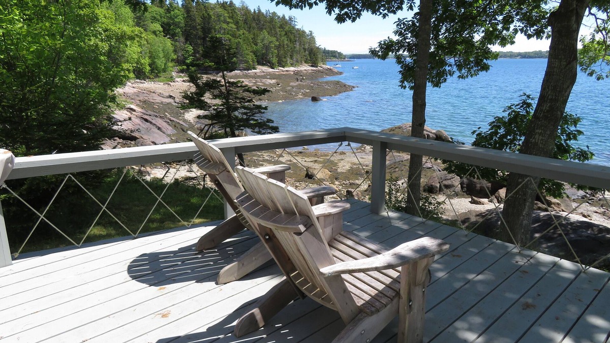 Herricks Cottage | KING'S POINT, SLEEPS 4 ON BEAUTIFUL EGGEMOGGIN REACH