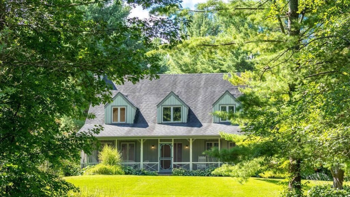 Marmora Other | King Size Bed, Hot Tub, Pool - Waterfront Stay