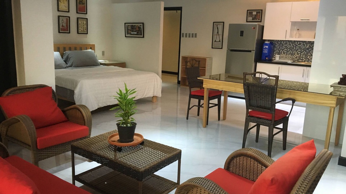 Malabanias Apartment | King Studio 607