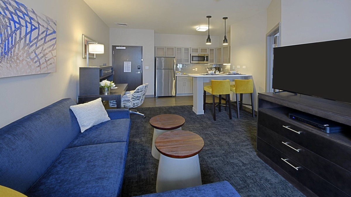 Little Rock Medical District Condo | King Suite. Free Breakfast. Gym. Near Arkansas Heart Hospital.