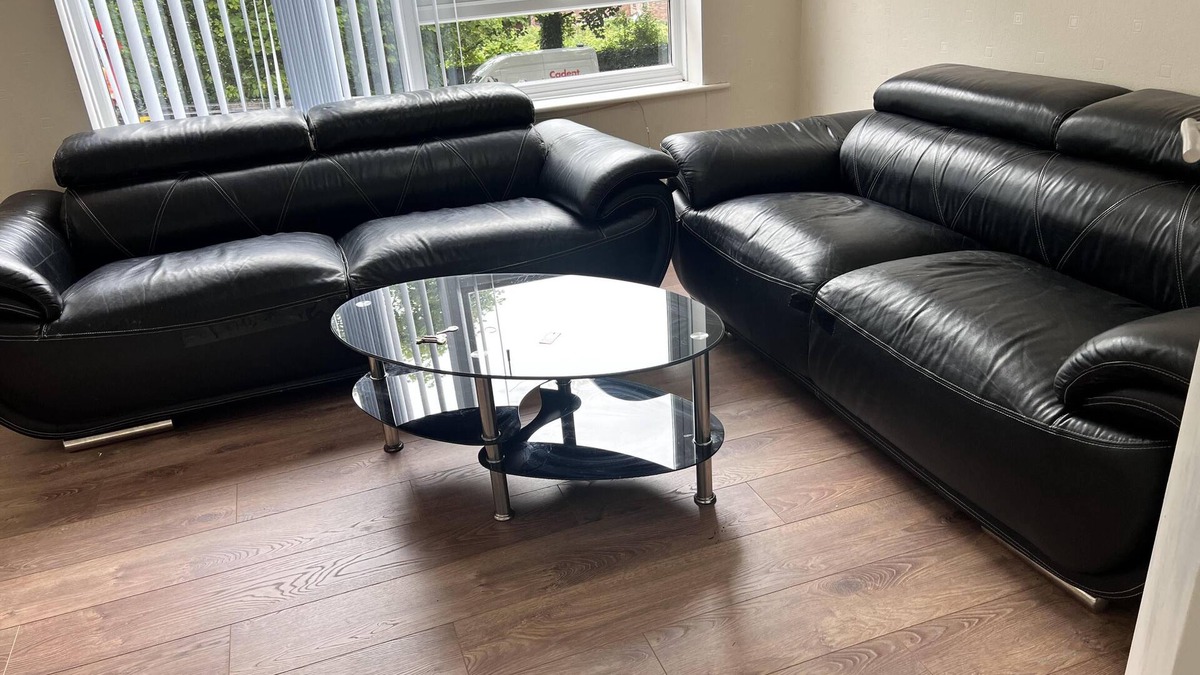 Liverpool Apartment | KingBeds/LiverpoolCity/FreeP/Wm/FastWifi