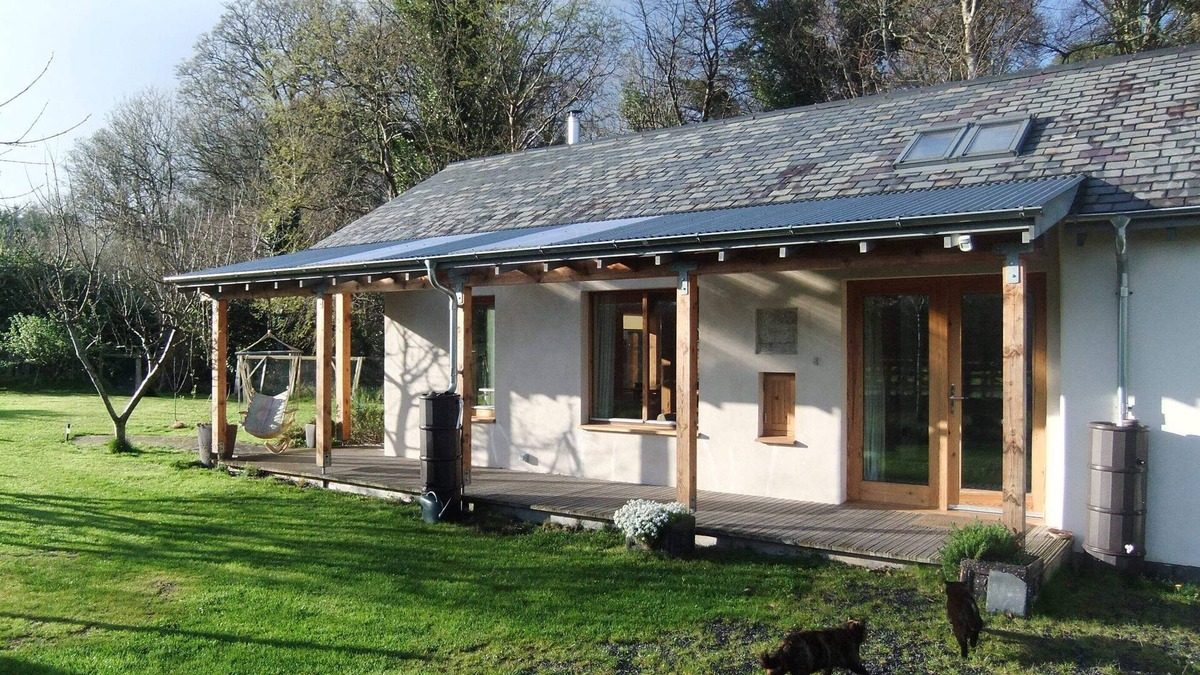 Downpatrick Cottage | Kingfisher Cottage, idylic riverside location