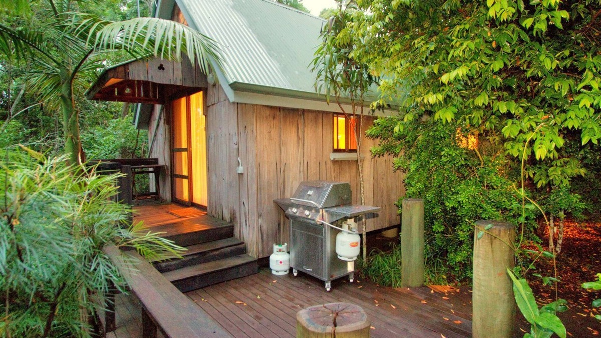 England Creek Cottage | Kingfisher: Mt Glorious Getaways