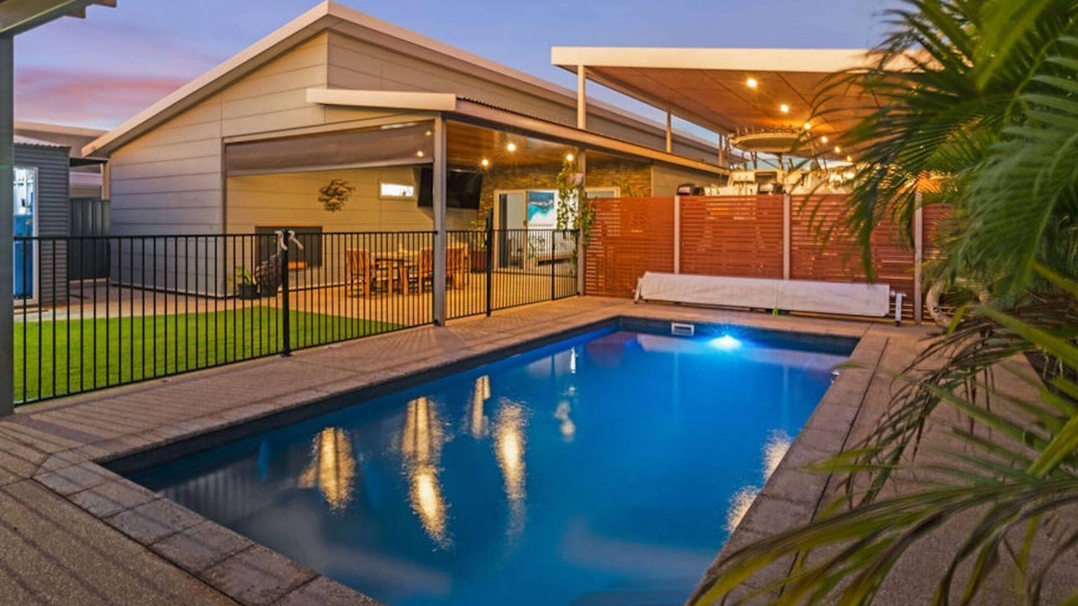 Exmouth House | Kingfisher - The holiday home with everything