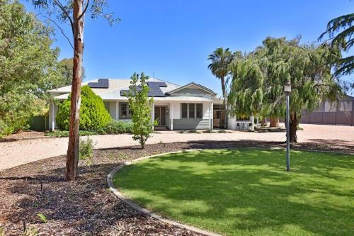 Nichols Point House | Kings Billabong Haven