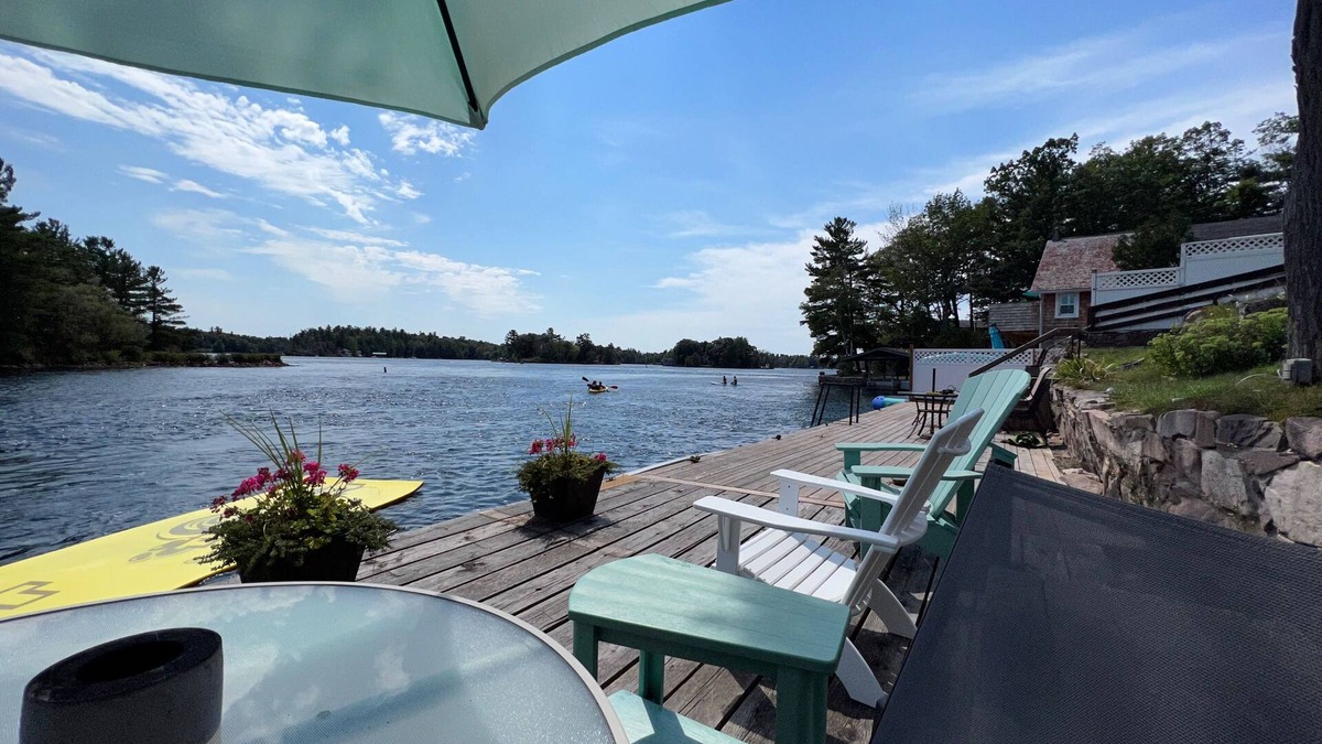 Ivy Lea House | Kings' Landing Cottage in the Thousand Islands