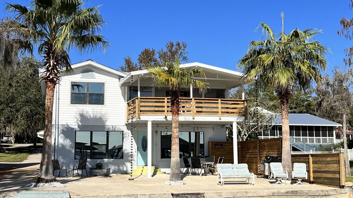 Starke House | KINGSLEY LAKE! MOST BEAUTIFUL LAKE in Florida! Dock 115π¦