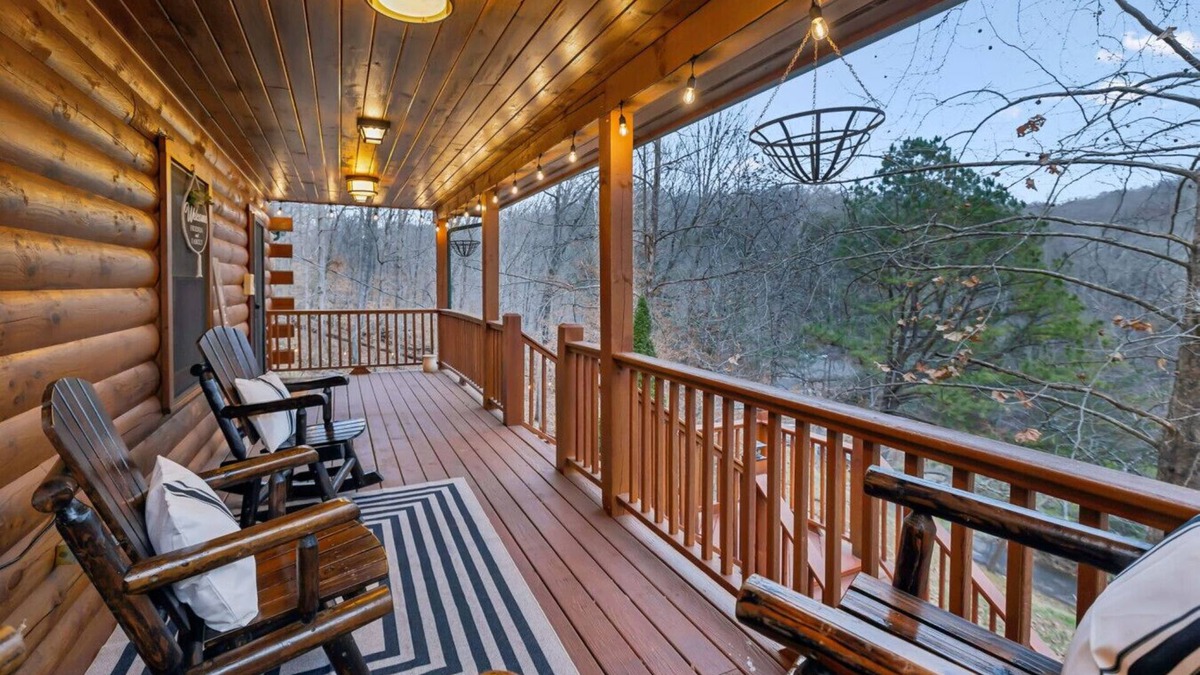 Kingston Springs Cabin | Kingston Cabin 30 mins from Downtown Nashville
