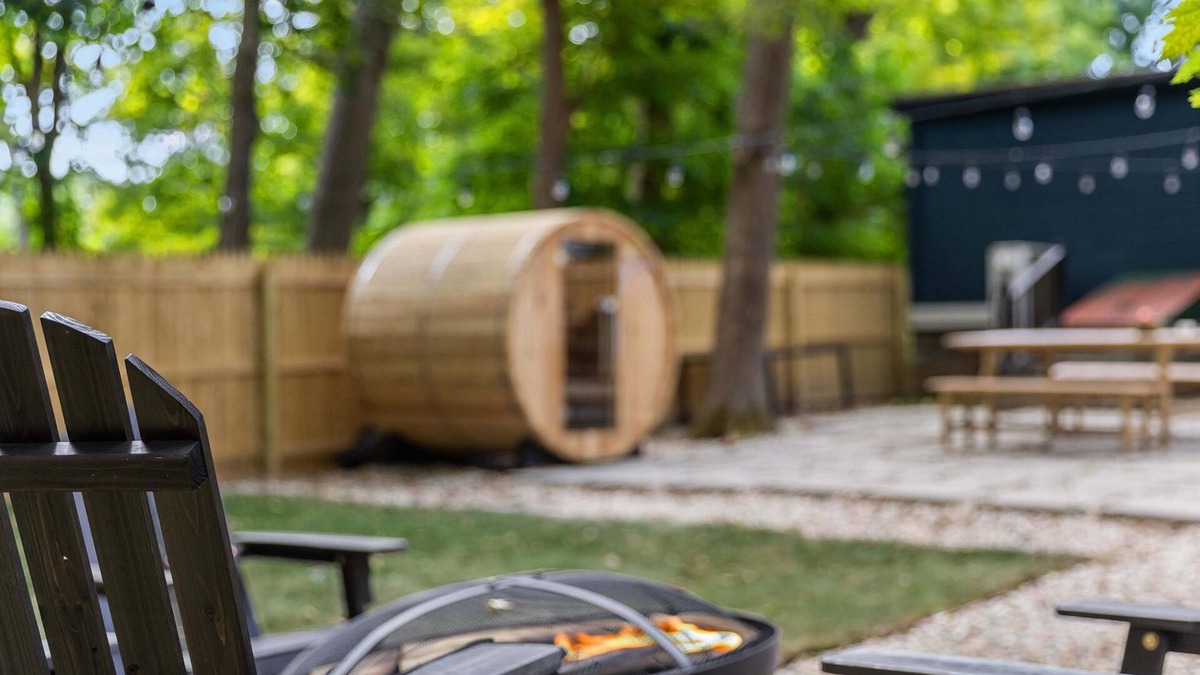 Kingston House | Kingston Cottage with Sauna near Stockade District