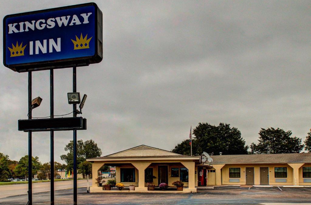 Corsicana Hotel | Kingsway Inn Corsicana