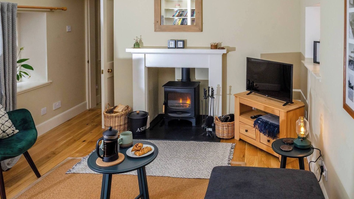 Kirriemuir Cottage | Kirk Wynd Cottage - The Heart of Kirriemuir