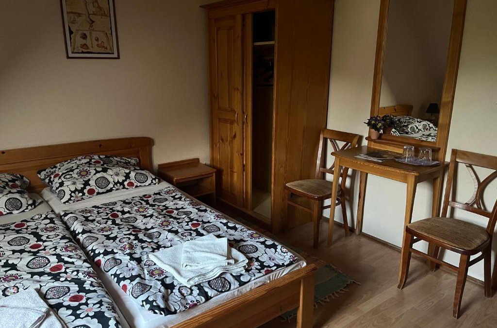 Zalaszentgrot House | Kis korona vendégház