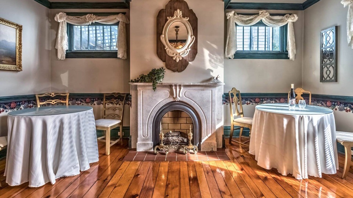 Butler Bed & Breakfast | Kitchen, billiard and sun rooms. Walking distance to Main St. downtown.