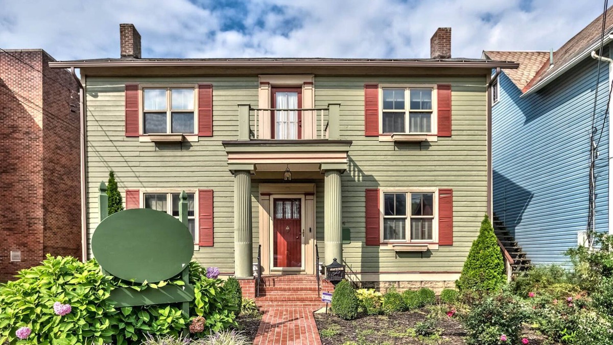 Butler Bed & Breakfast | Kitchen, billiard and sun rooms. Walking distance to Main St. downtown.
