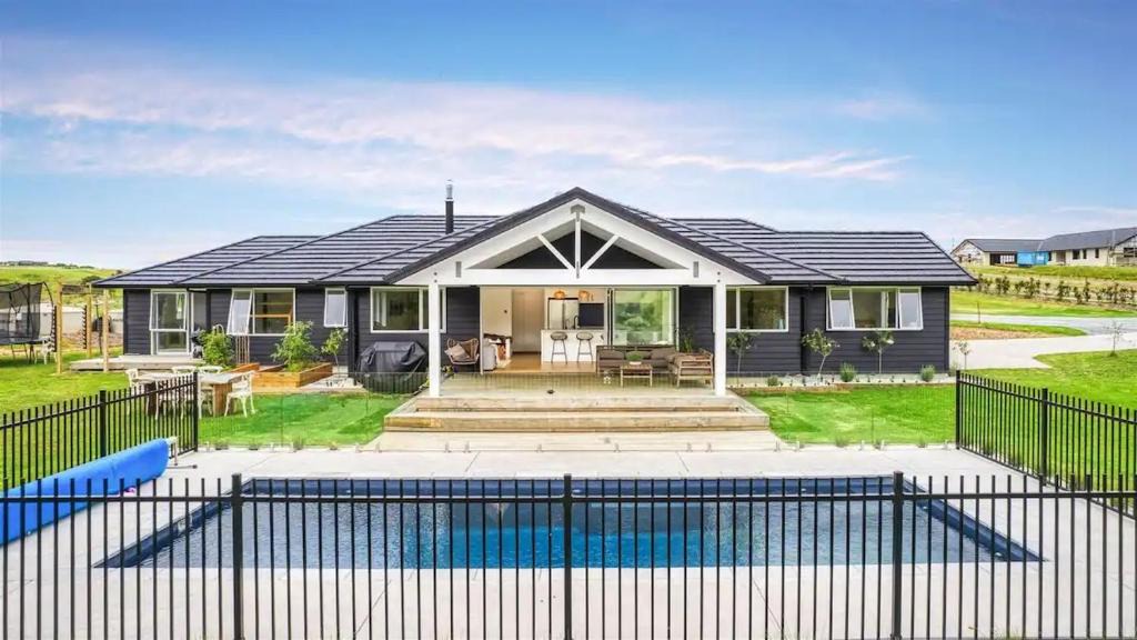 Kerikeri House | Kiwi Retreat