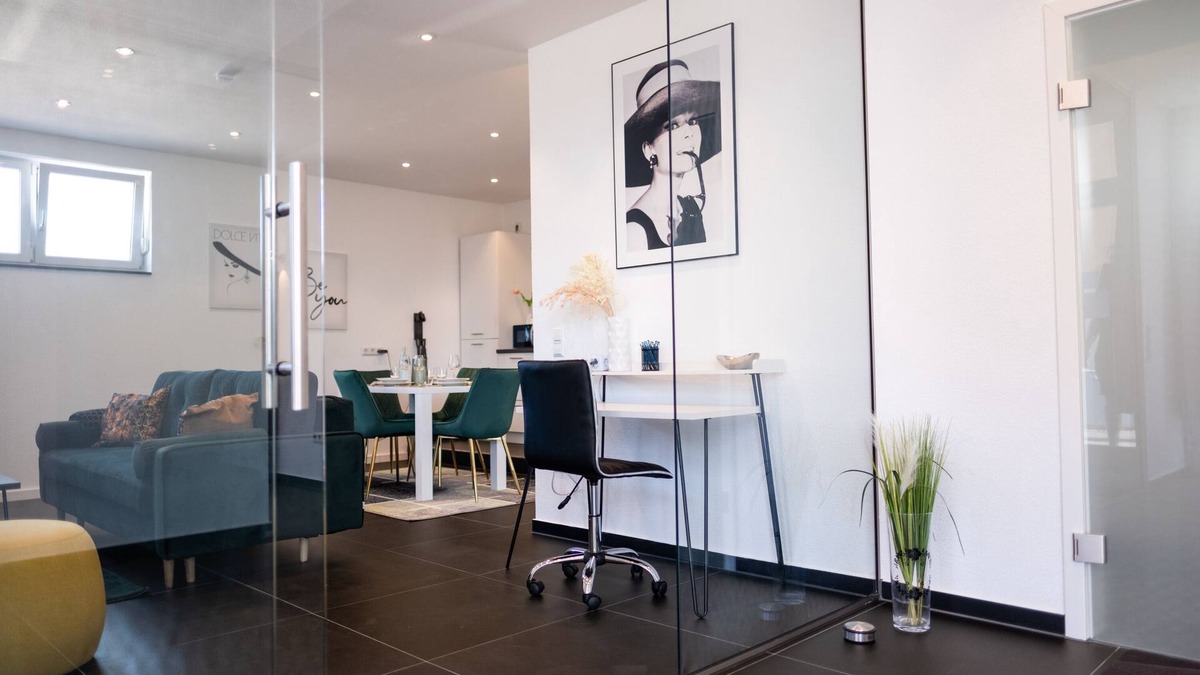 Biberach an der Riss House | Klassen Apartments! Erleben Sie Biberach in Diesem Stillvollem Bungalow