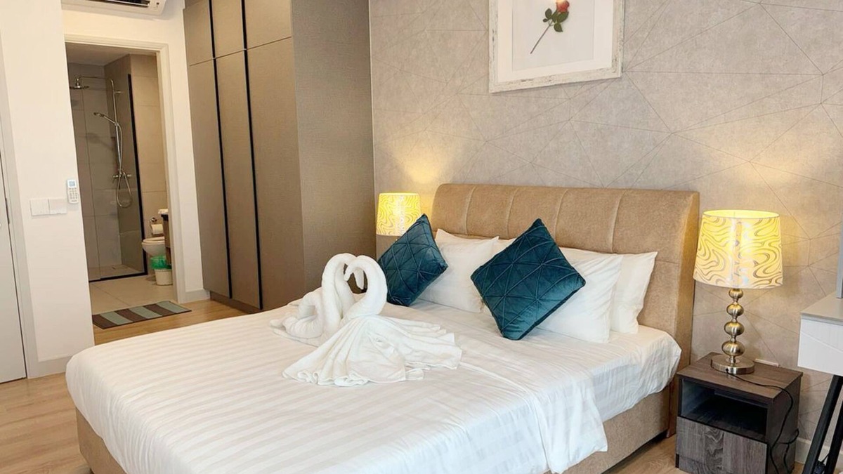 Kampung Pandan Dalam Apartment | KLCC Luxe 3 Bedroom Family Suite