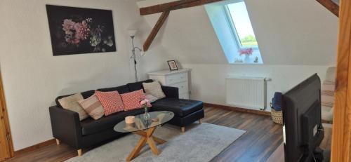 Stoltebuell Apartment | Kleiner Stern
