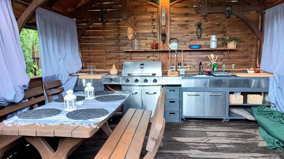 Nowa Wies House | Klimatyczny dom z ładnym ogrodem, 400 m od wody.nPrzyjazny zwierzętom.