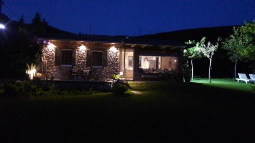 Sarakiniko House | Klovino beach house