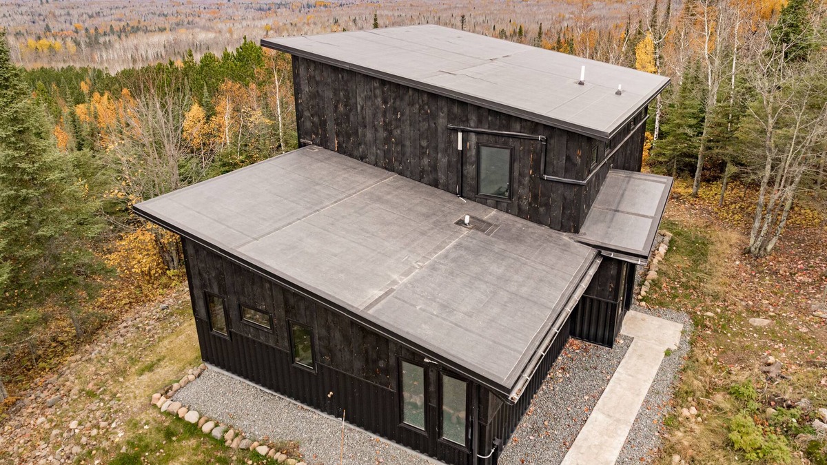 Two Harbors Cabin | Knife River Cabin with Amazing View and Sauna