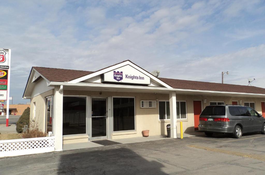 Ottawa Hotel | Knights Inn Ottawa