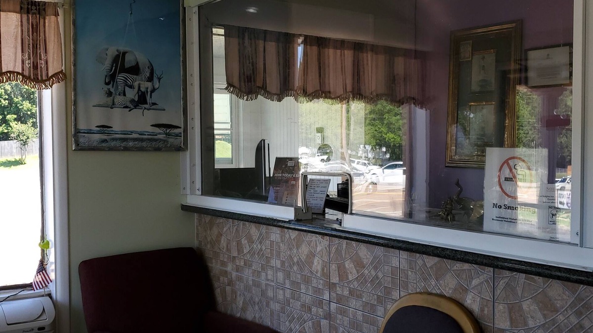 Paris Hotel | Knights Inn Paris
