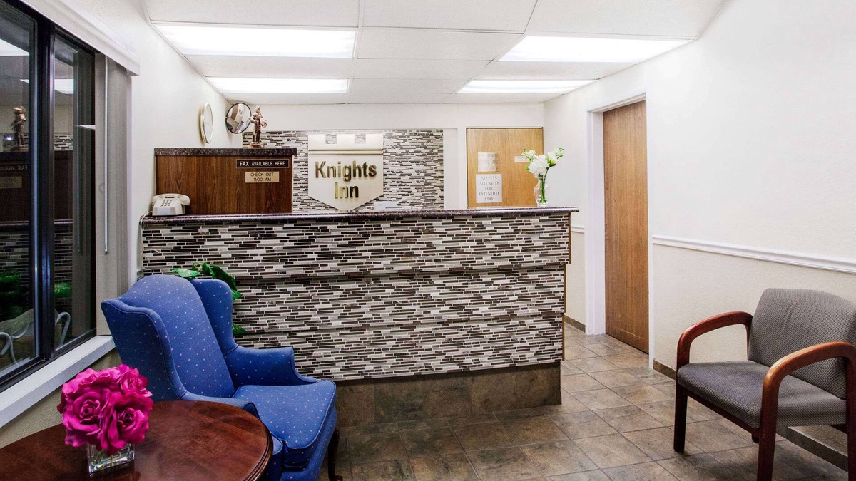 Pittston Hotel | Knights Inn Pittston
