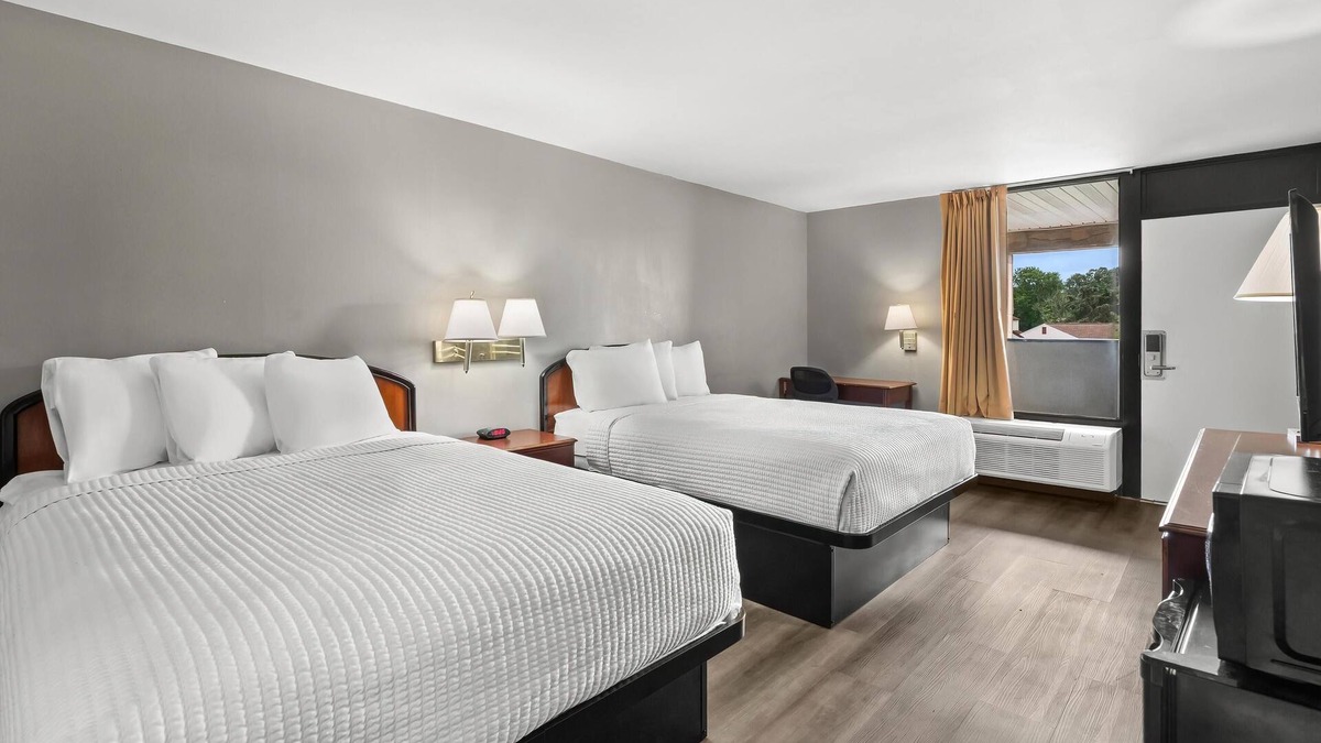 Virginia Beach Hotel | Knights Inn Virginia Beach at Lynnhaven Pkwy