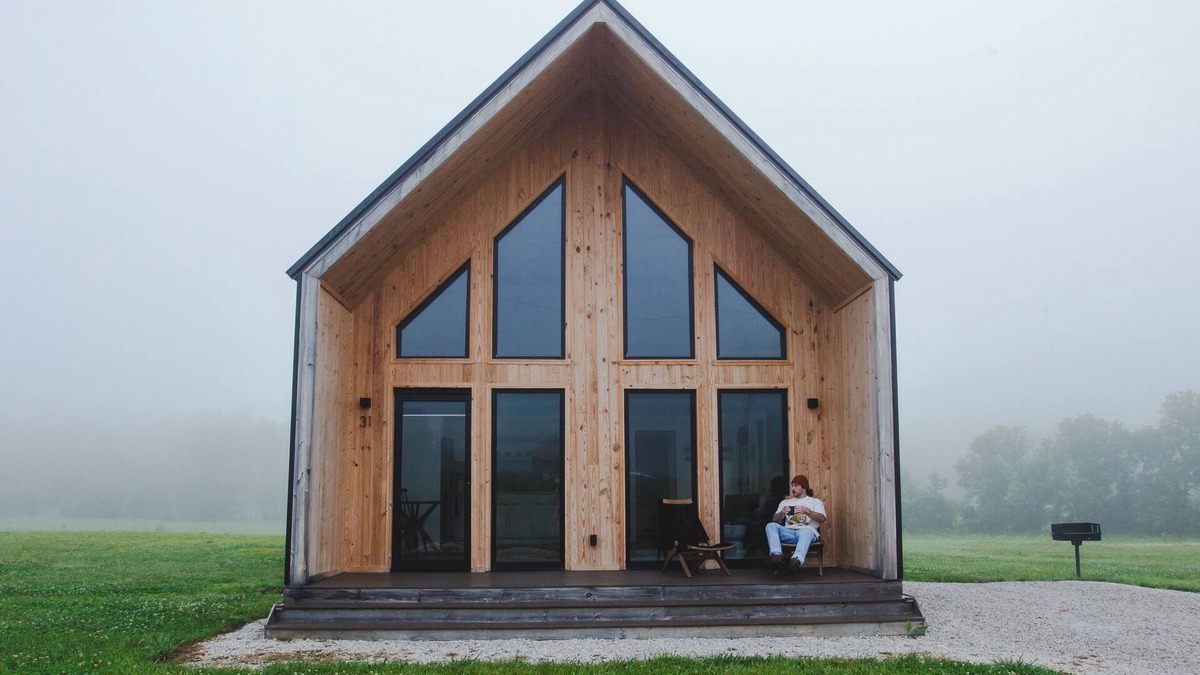 Stanton Cabin | Knob Hill at Three Suns Cabins