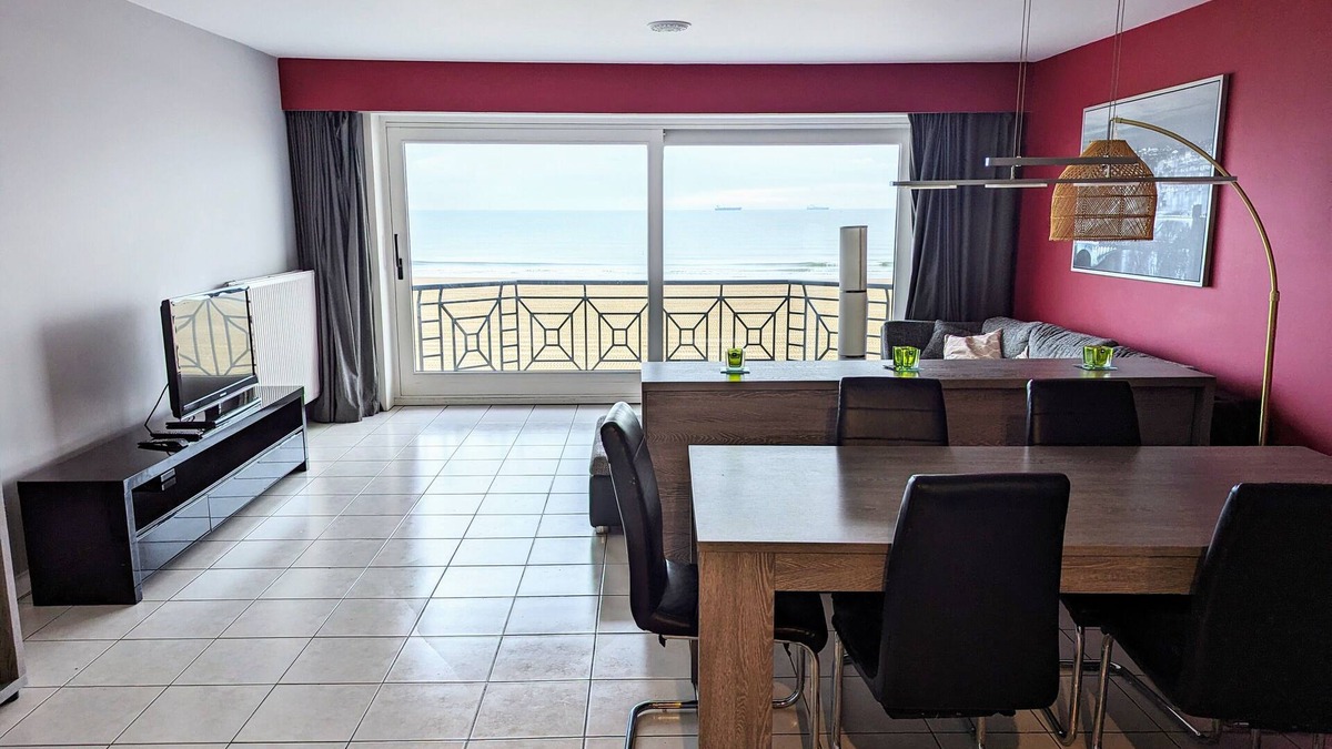 Het Zoute Apartment | 🏖️ Knokke Le Zoute - 3 bedroom apartment - sea view - Private garage
