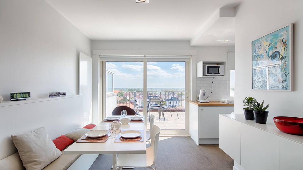 Duinbergen Apartment | Knokke Penthouse 50 meters from the sea max 3 pers.