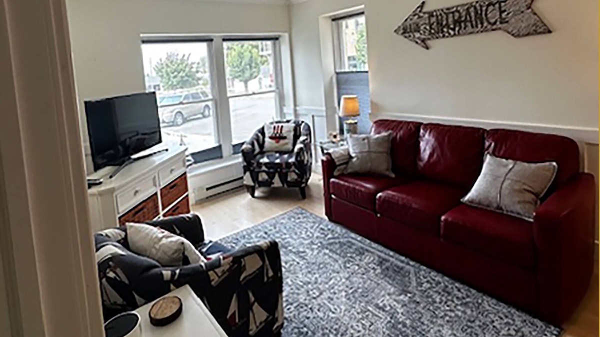 Pentwater Apartment | Knott View in Historic Pentwater
