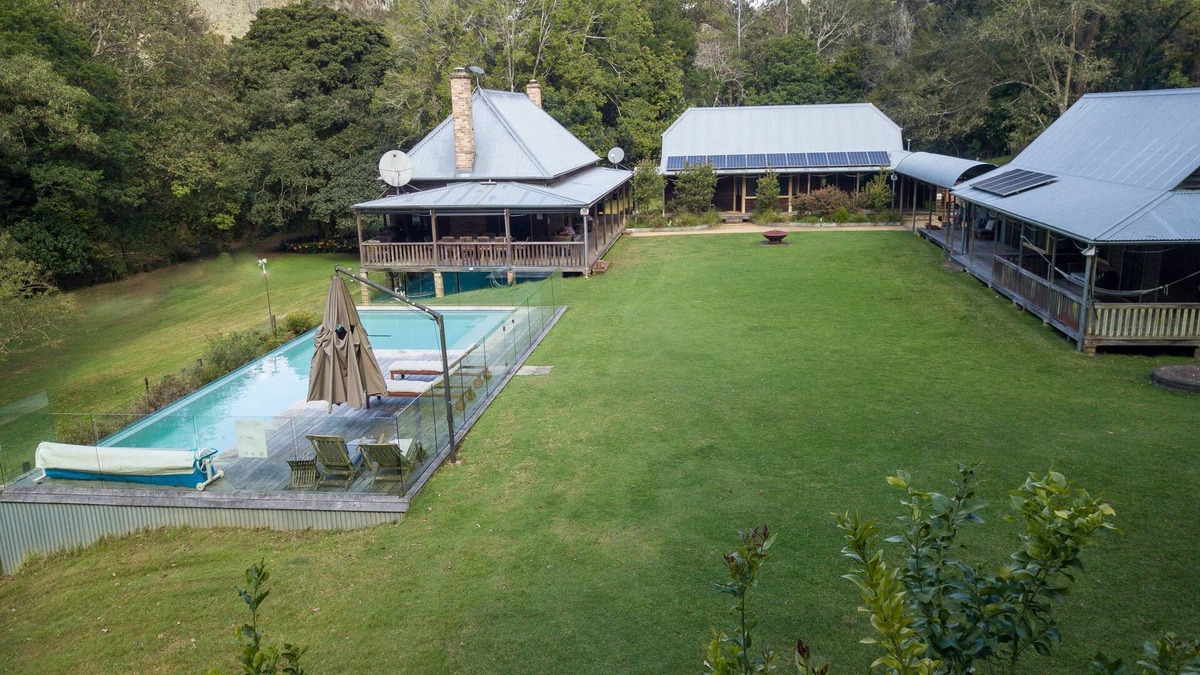 Cedar Brush Creek Other | Knottapharm - A peaceful country retreat