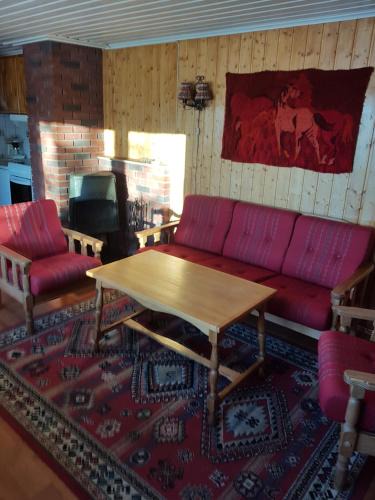 Al Municipality House | Knutebu Two-Bedroom Cottage