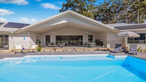 Bonville House | Koala Lane - Family, Pool, Sleeps 10, Luxe