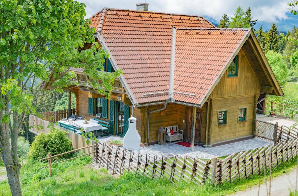 Wolfsberg House | Kogljahrerhütte