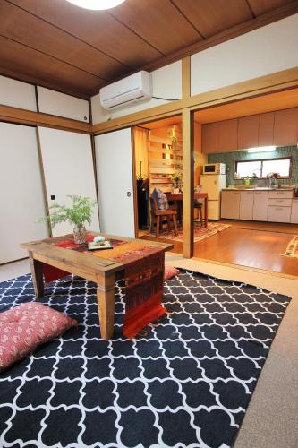 Takamatsu Apartment | Koi Koi